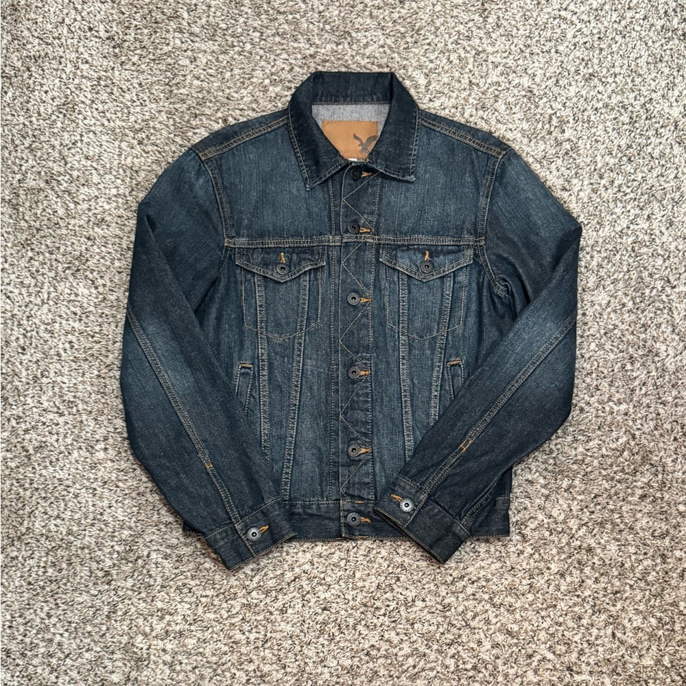 American Eagle Men‘s Classic Denim Trucker Jacket - Dark Wash, Size Small